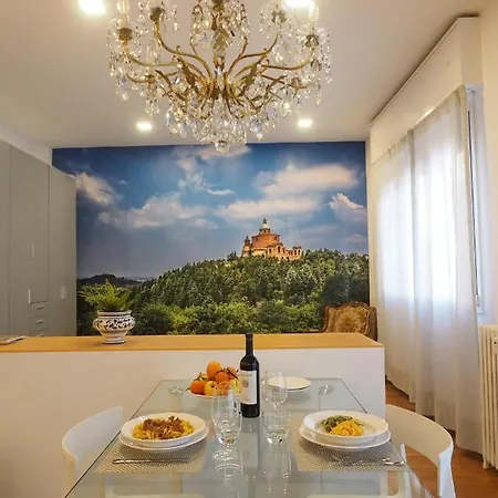 Guglielmo Center By Wonderful Italy * Bologne